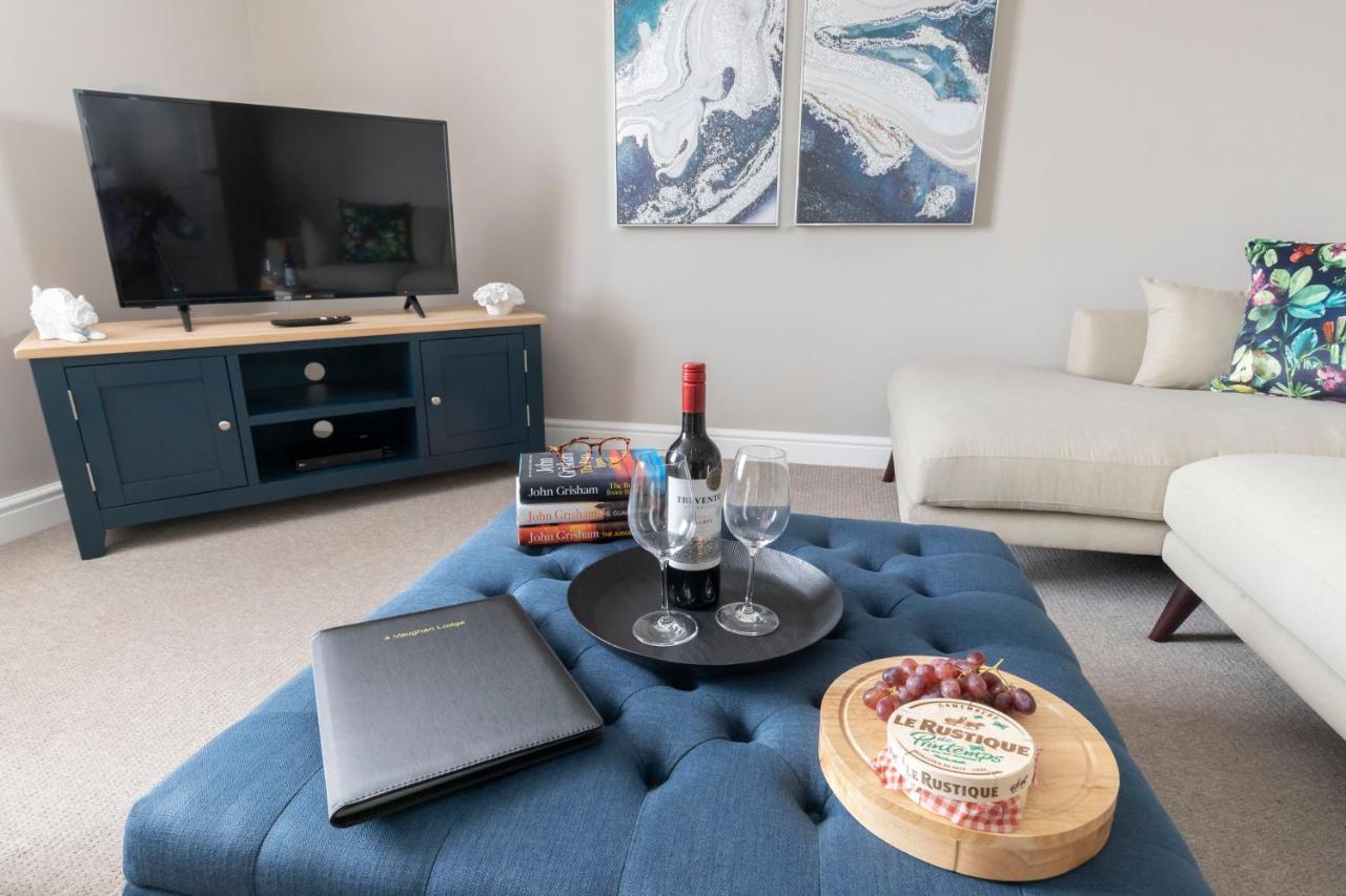 Vaughan Lodge Elegant 2-Bed Duplex With Views Near Malvern Hills Malvern Wells Exterior foto
